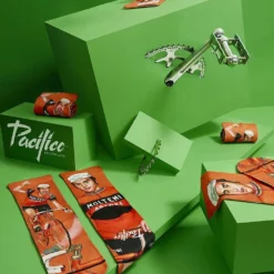 Chaussettes Pacific & Co. Cycling Legends (ed. Limitée) -Magasin Dusine Antivols chaussettes cycling legends edition limitee 4