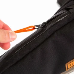 Bagagerie & Bikepacking Sacoche RESTRAP Top Tube Bolt 12 Bagagerie & Bikepacking Sacoche RESTRAP Top Tube Bolt -Magasin Dusine Antivols sacoche restrap top tube bolt 4